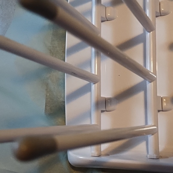 White and Gray Drying Rack - Picture 6 of 8